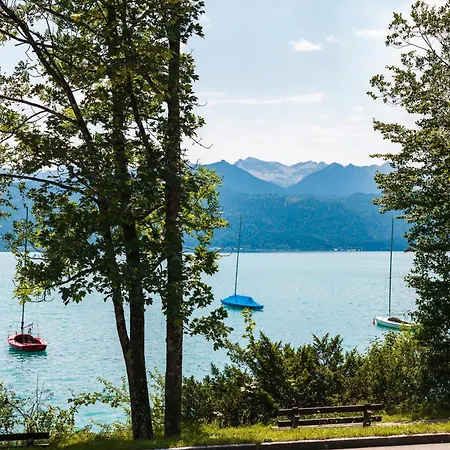Walchensee-urfeld بيت شباب *